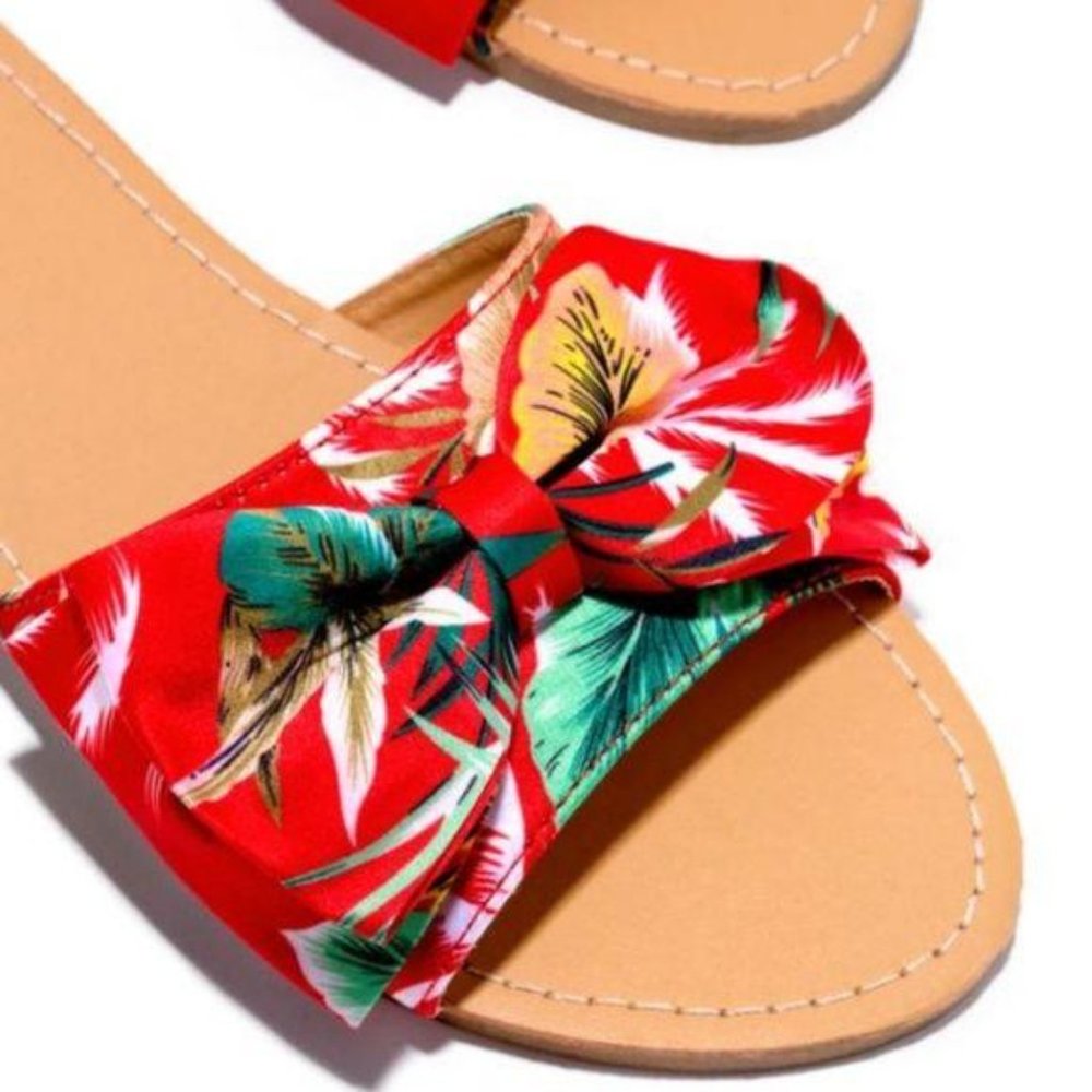 Summer Floral Slides – Red - Picture 4 of 5
